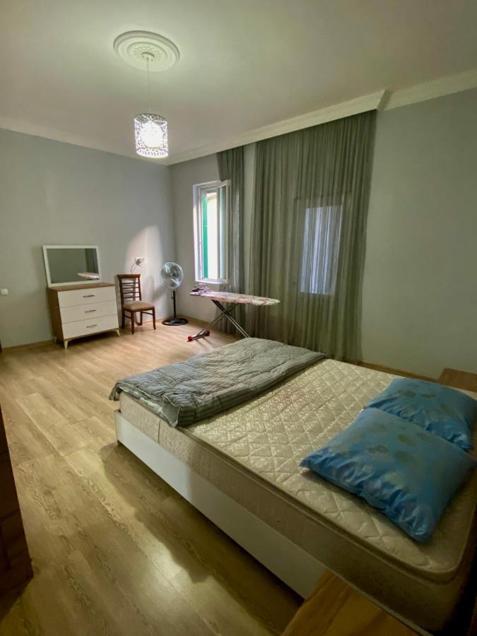 Family Home Batoumi Extérieur photo