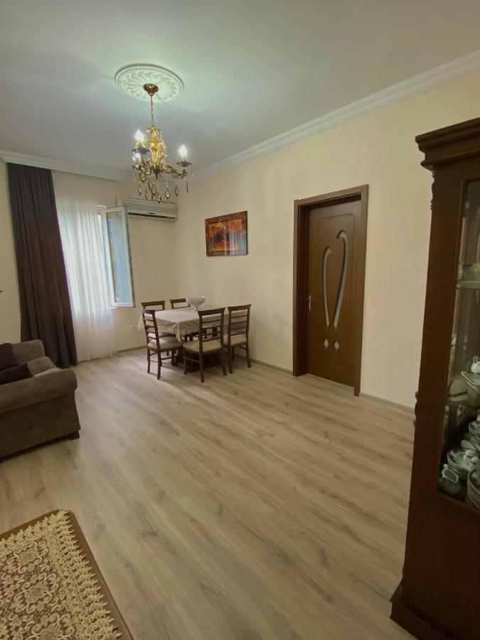 Family Home Batoumi Extérieur photo